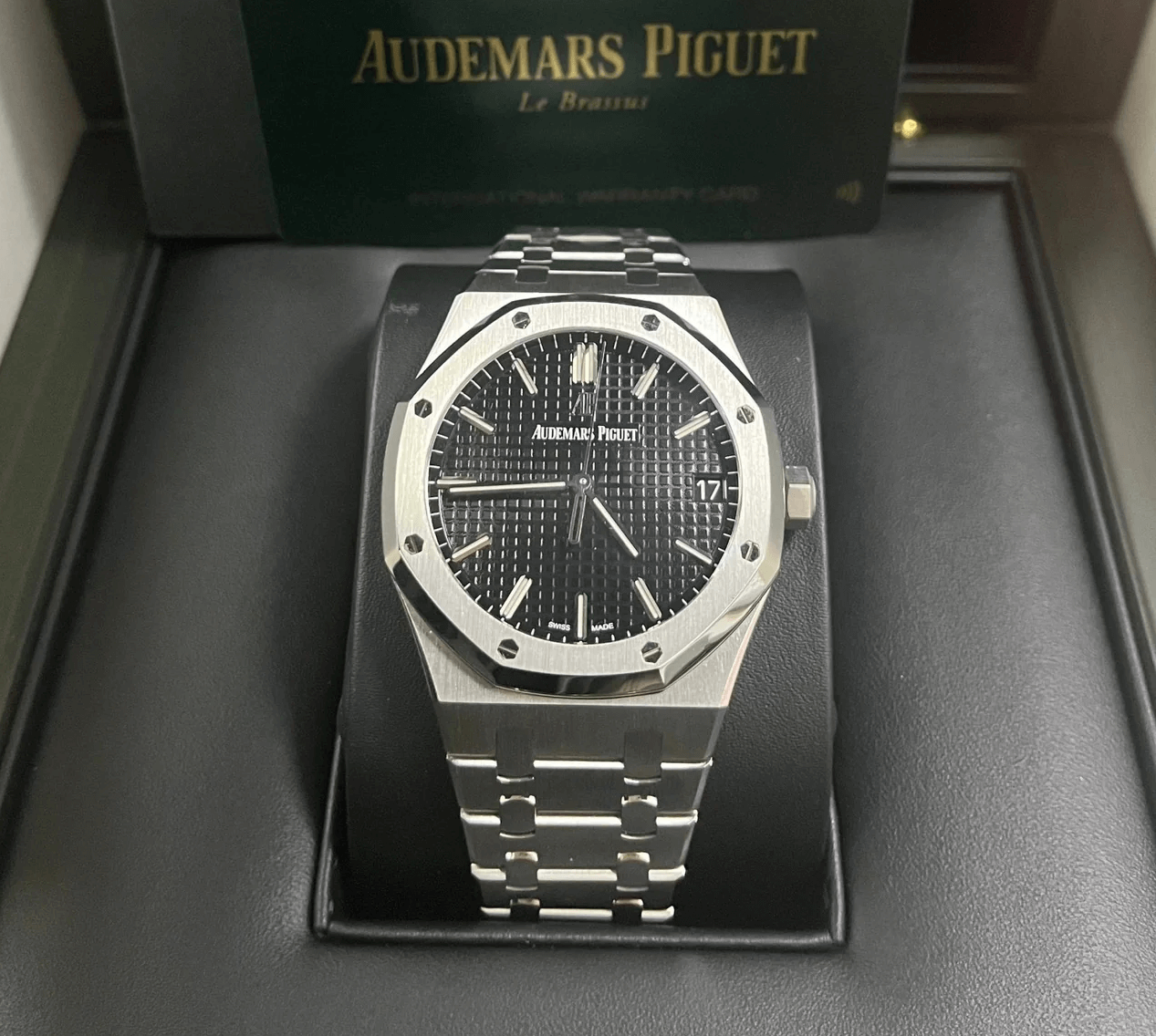 Omega speedmaster moonwatch